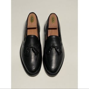 Allen Edmonds Grayson 8D Black Tassel Loafers, lightly used